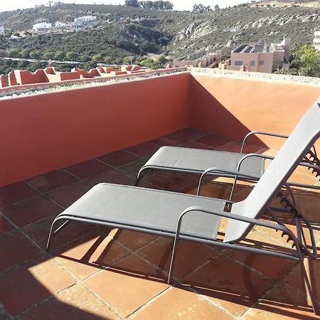 Villa Luxurious Townhouse With Sea Views Manilva Exterior foto