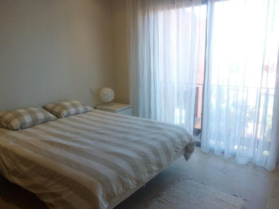 Villa Luxurious Townhouse With Sea Views Manilva Exterior foto