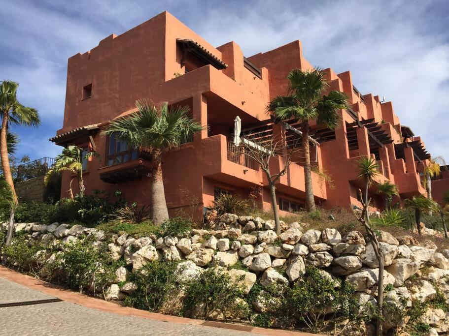 Villa Luxurious Townhouse With Sea Views Manilva Exterior foto